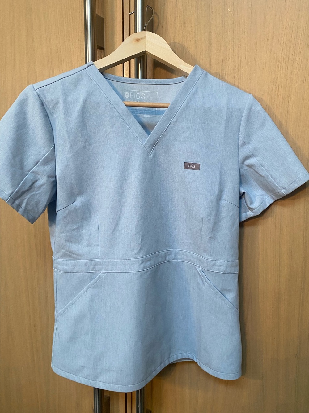 FIGS Light Blue V-Neck Short Sleeve Scrub Top